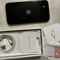 I Phone 11 Like New Mint Condition 