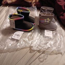 SUPER CUTE, NEW, SIZE 5 CHILDREN'S PLACE BOOTS