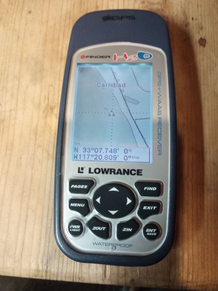 LOWRANCE iFINDER H20 HANDHELD MARINE GPS for Sale in San Diego, CA