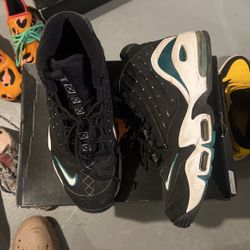 Fresh Water Nike Griffey 2 Size 11