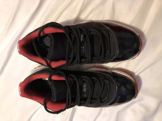 Jordan 11 breds size 9 men