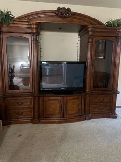 Vintage entertainment center