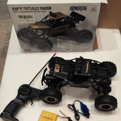 Wholesale Off-road Tracer remote control car with reachable battery and charger/ See Discription/new 👍👍