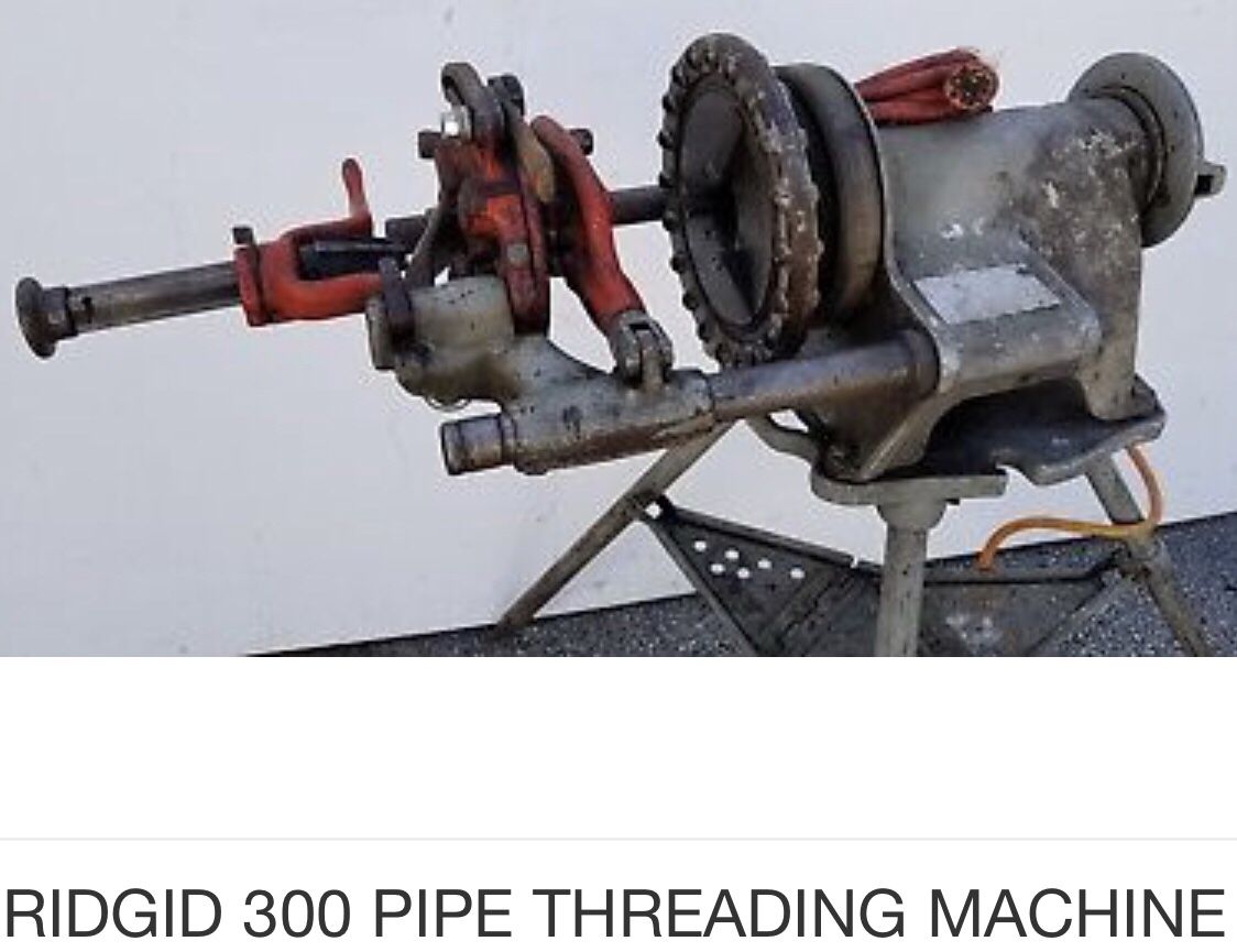 Ridged 300 pipe threading machine