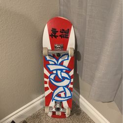 DGK Skateboard 