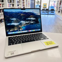 MacBook Air M2 2022