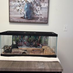 16 Inch dry aquarium $50