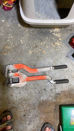 Stud punch