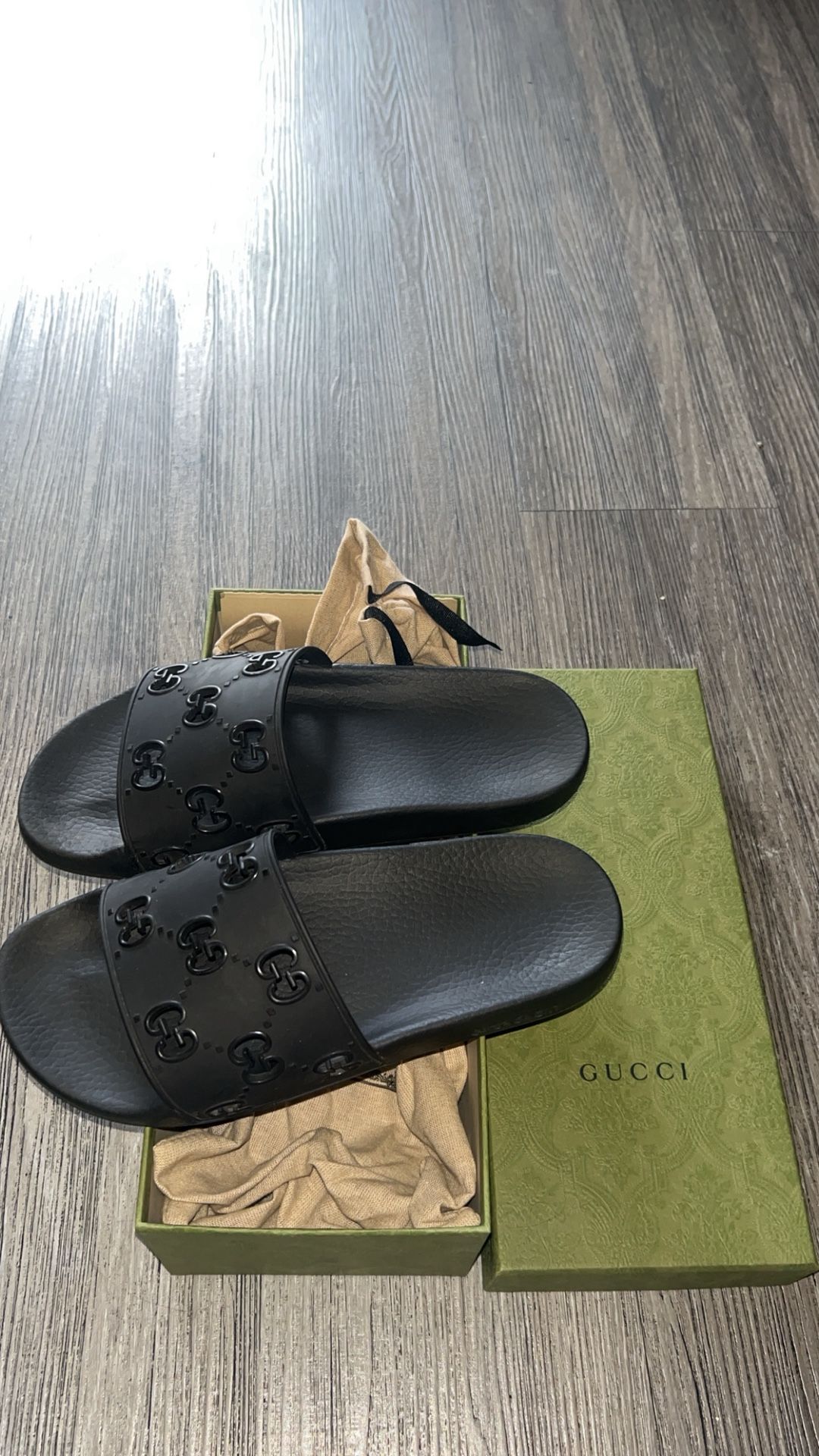 Women Gucci Sandals