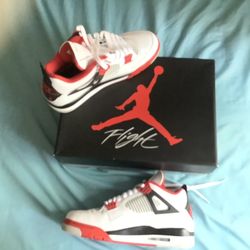 Nike Air Jordan 4 Retro