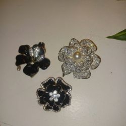 Set Of 3 Flower Brooches