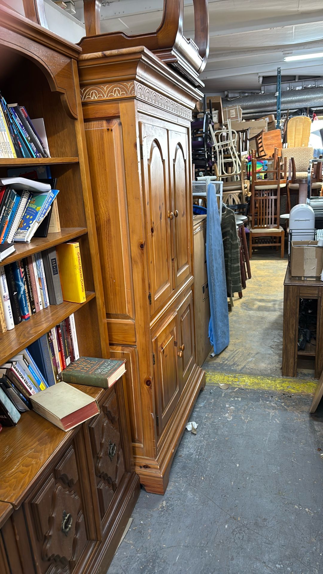 Armoire