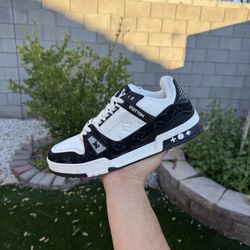LV Shoes Black And White  (Read Description) 