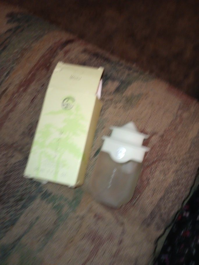 Bought Never Used Haiku Women's Eau De Perfume Spray 1.7 FL.Oz Green Bottle