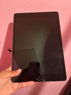 Apple iPad 8 generation Space Gray