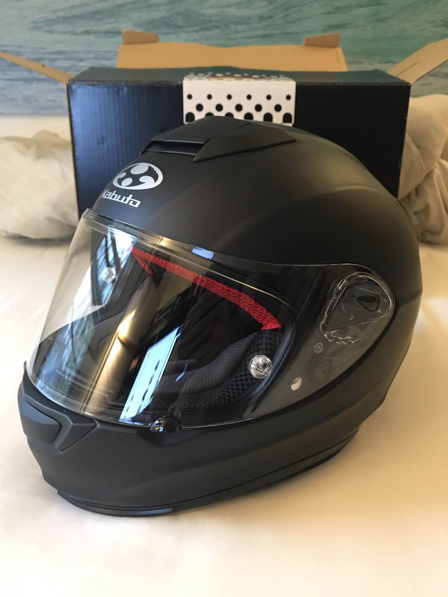 Kabuto RT33 Motorcycle Helmet Flat Black Medium Brand New