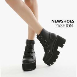 Women Platform Boots