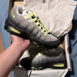 Nike Air Max 95 Neon Big Bubble 