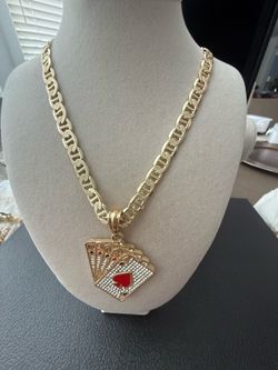Cadena tejido gg 24” con dije de cartas