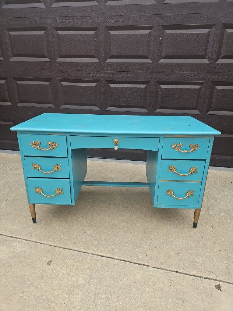 Gorgeous refurbished Turquoise desk