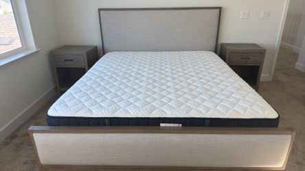 King bed and night stands