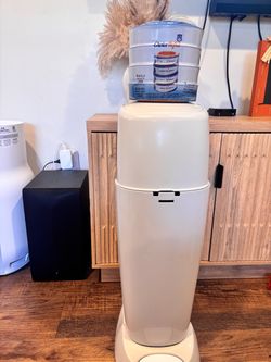 Genie diaper disposal- includes 4 diaper pail refill
