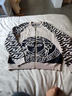 Women's Cardigan Size M/L