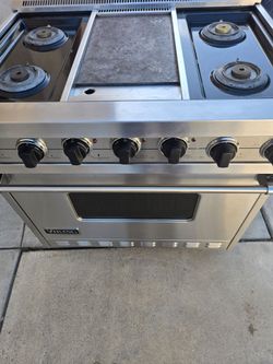 36" Viking oven - range.