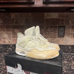 Off-White x Jordan 4 Retro