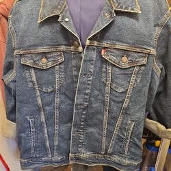 Men's Levi's Denim Jacket-new