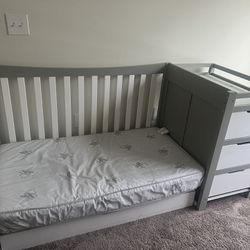 4 In 1 Baby Bed 