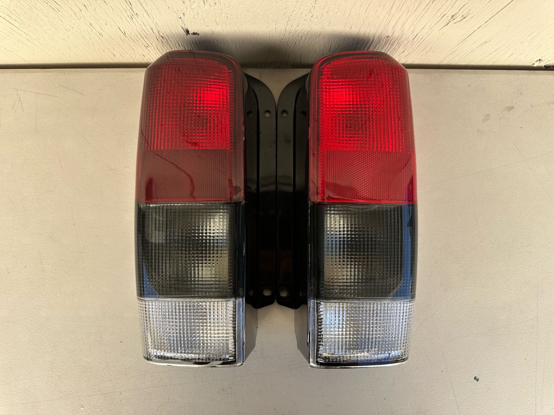 97-01 Jeep Cherokee XJ Red Smoke Tail Lights