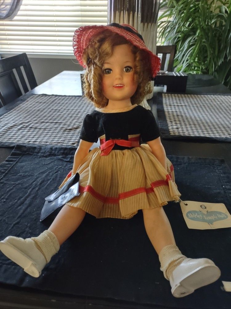 Antique Shirley Temple Doll Very Very Old It Was My Mom's When She Was Make Me An Offer
