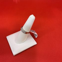 14KT White Gold Diamond Ring