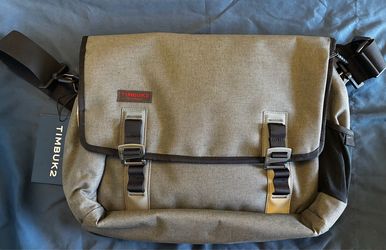 Timbuk2 Command messenger bag NEW