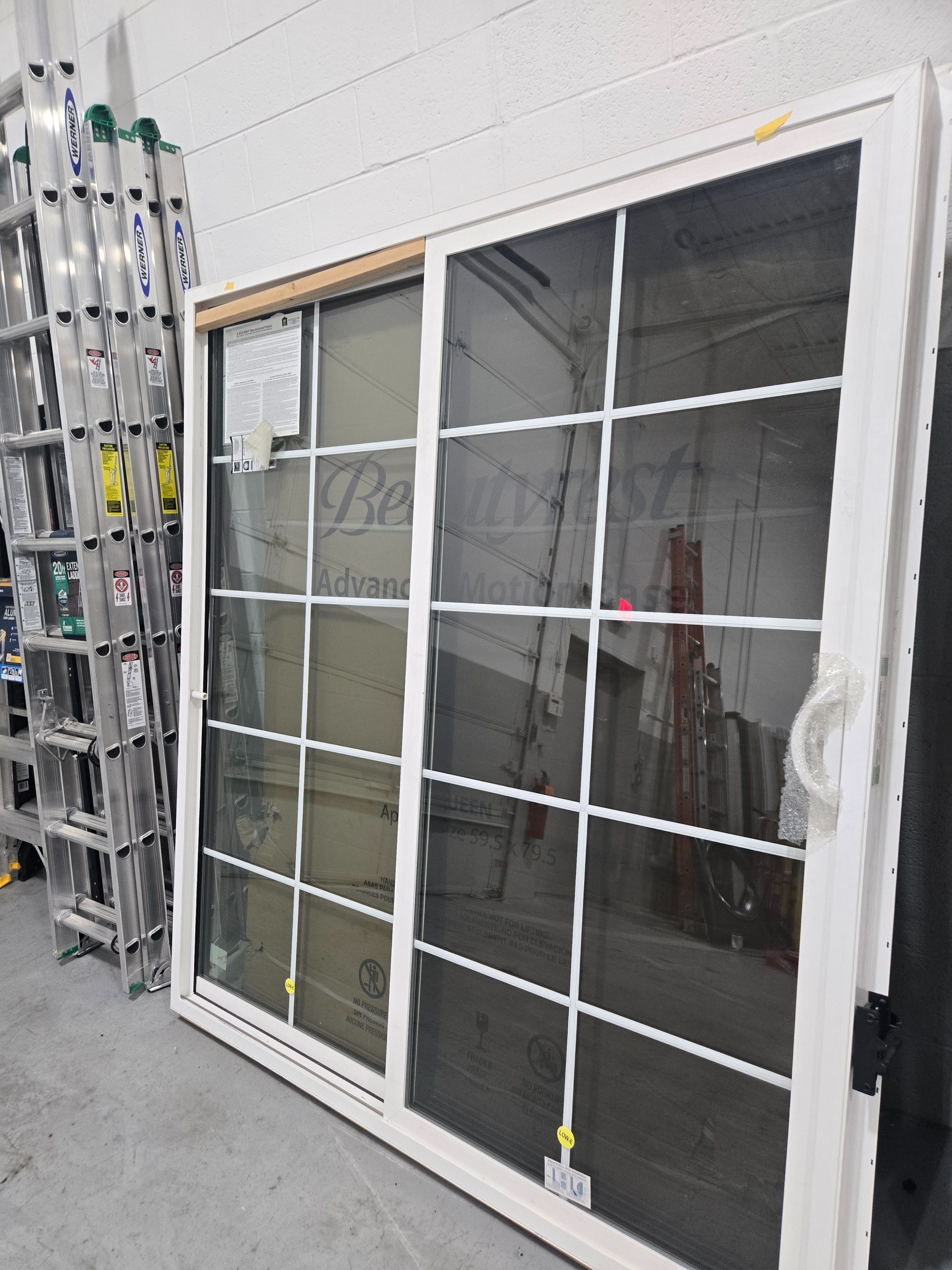 New Jeldwen 72x80 Vinyl Sliding Door