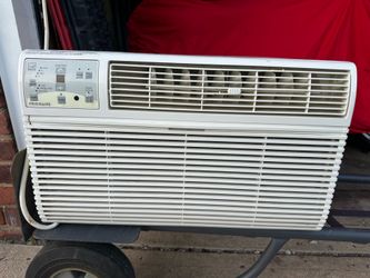 Frigidaire Wall AC 8000BTU 115V