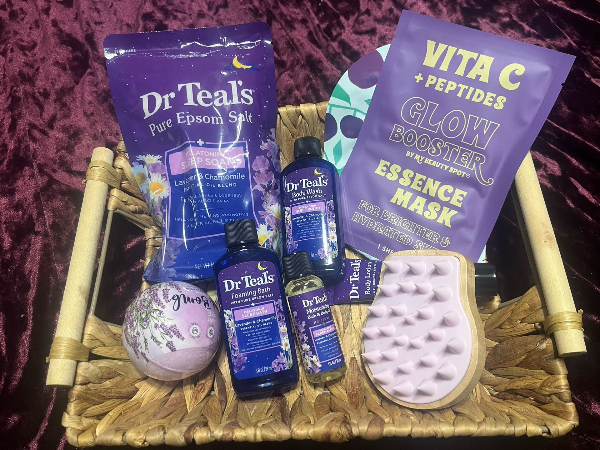 New Spa Treatment Kit And  Basket