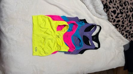 Champion brand sports bras size medium