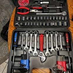 Wrench And Socket Tool Set 