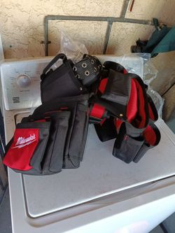 Milwaukee
General Contractor Work Waist Tool Belt with Suspension Rig