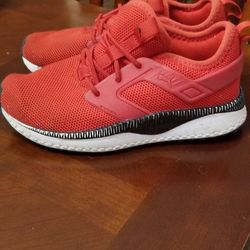 Red Pumas   Sz 1c 