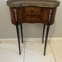  Antique Accent Table Gold and Wood 