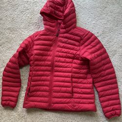 Marmot Women’s Medium Puffer Brand New