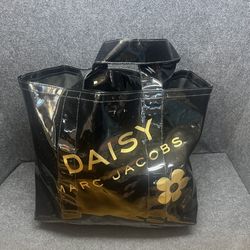 Marc Jacobs DAISY Black Patent Tote Bag - NWOT - Gold Logo & Flower Design  Elevate your style with this eye-catching Marc Jacobs Daisy tote bag! This
