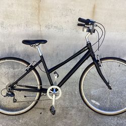 FELT BICYCLES CAFE 7 MEDIUM  ROAD BIKE