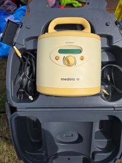Medela breastfeeding pump