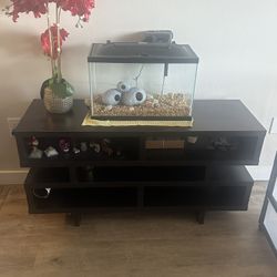 Small table / Fish Tank 
