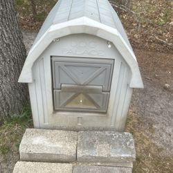 Insulated Dog House