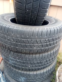 245 70 17 Michelin load range e